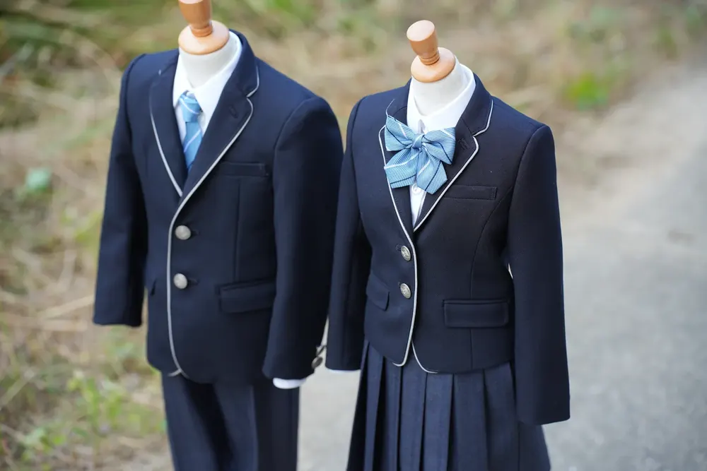 リニューアルされた制服（男女）